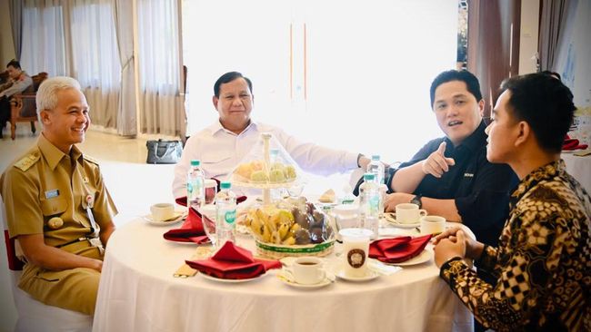 Erick Thohir mengajukan penerbitan Surat Keterangan Catatan Kepolisian (SKCK) terkait Pilpres 2024 dan direspons putra Jokowi Gibran.